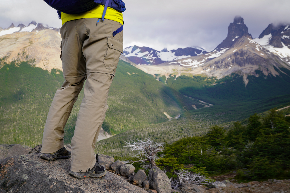 Patagonia hiking leggings top